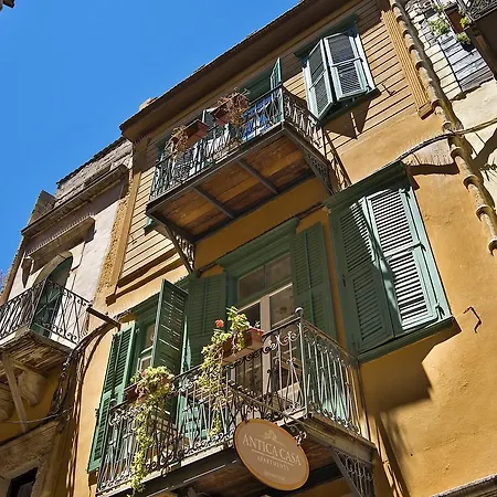 Antica Casa Daire Hanya